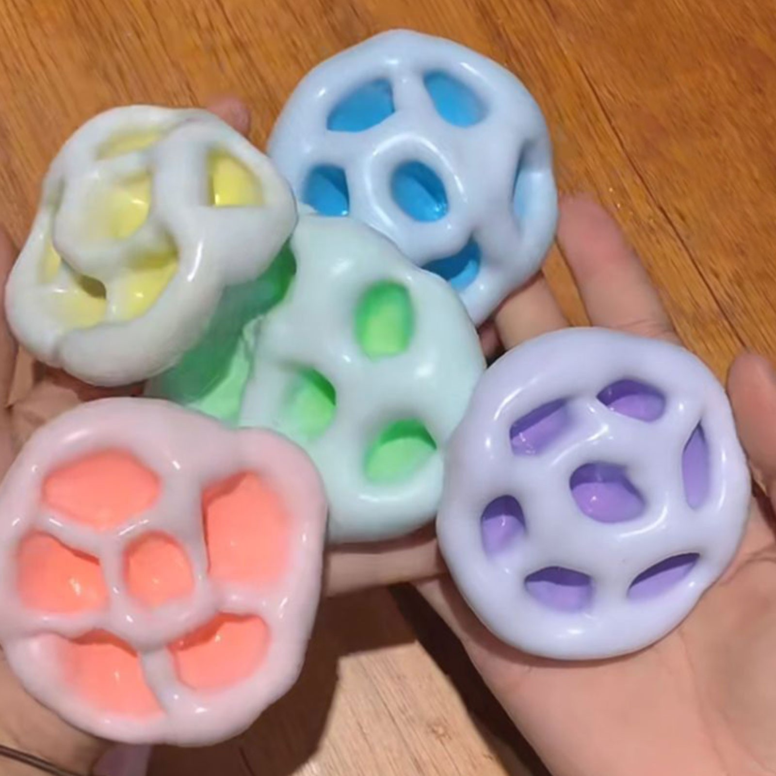 Relax Ball Squishy Table Toys  - огляд і ціна Desk Setup Plants