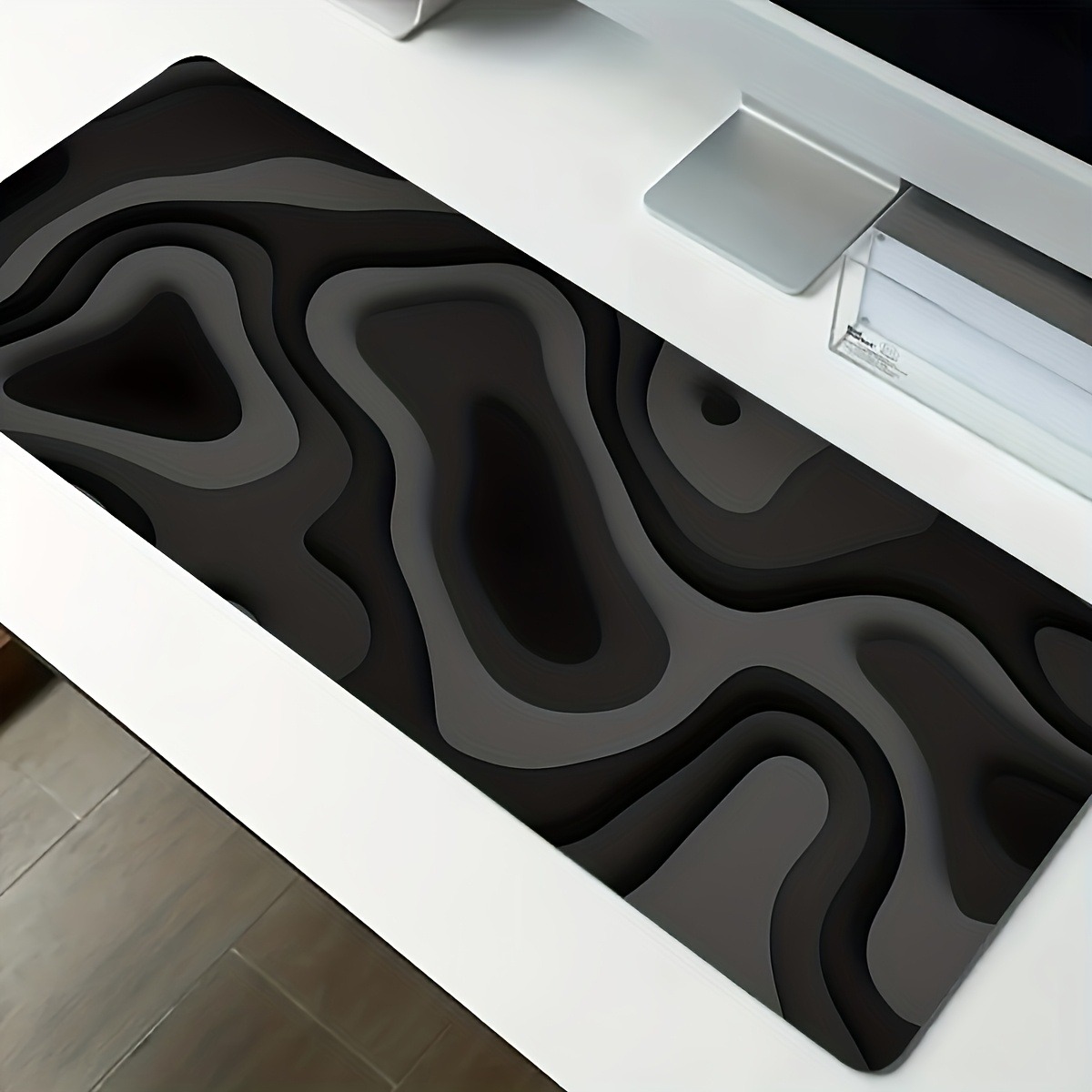 Smooth Rubber Mouse Pad Black  - огляд і ціна Desk Setup Designer